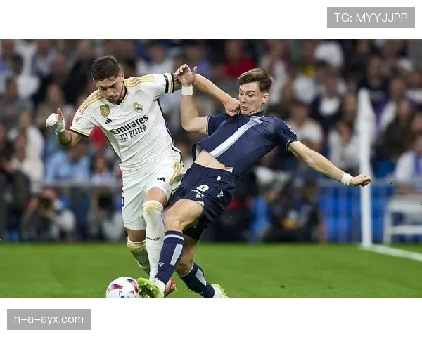 巴尔韦德携手齐达内：重温辉煌岁月，共续不朽足球传奇