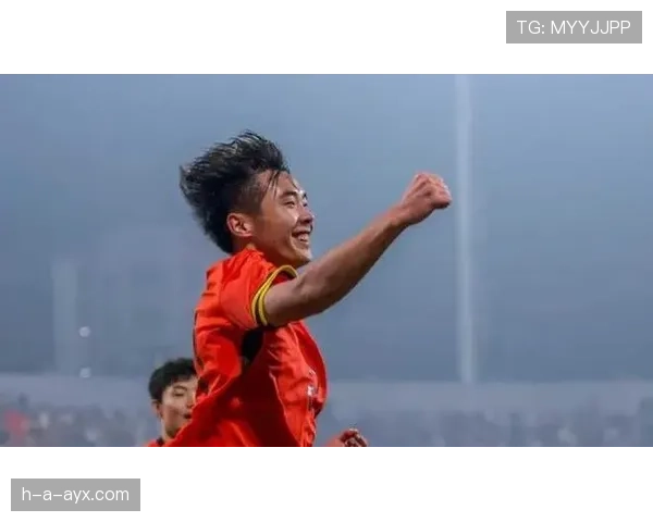 李明在国际赛场上表现稳健，18岁中国足球新星值得关注