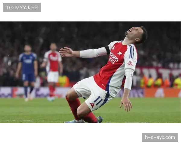 马丁内利面对顶级后卫的持续威胁制造方式解析